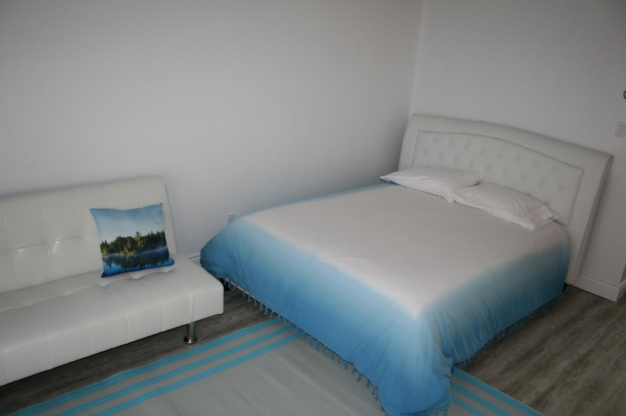 Tamarac Island Motel Stokes Bay Ngoại thất bức ảnh