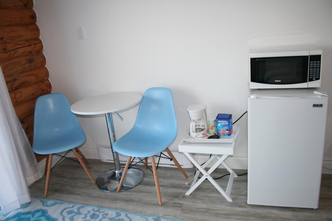 Tamarac Island Motel Stokes Bay Ngoại thất bức ảnh